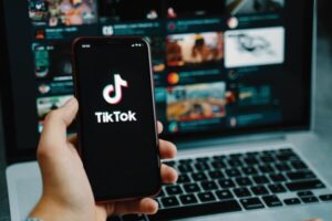 Comparing Desktop VS. Mobile TikTok Downloaders: Which Is Better?